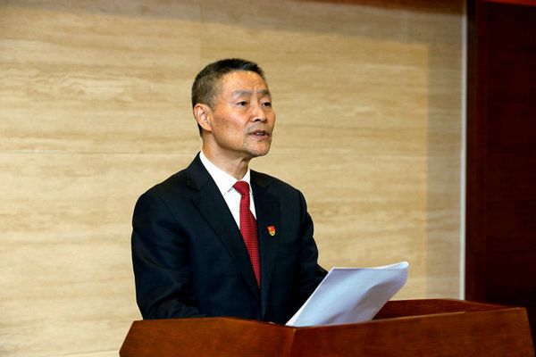 yp街机集团一届一次全委会选举出新一届向导整体 斯泽夫中选yp街机党委书记